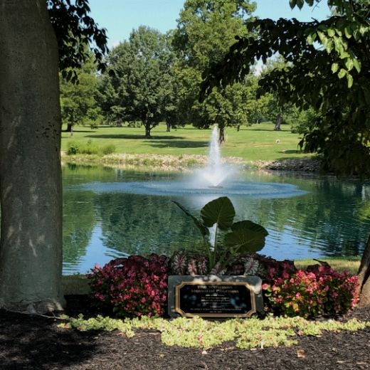 photo of the fountain in front of The Arlington Memorial Gardens Chapel
