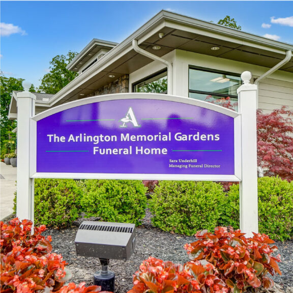 photo of Arlington Memorial Gardens Funeral Home Sign